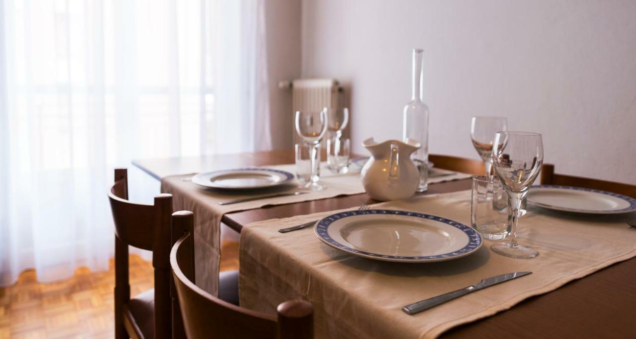 Joivy Welcoming 1Br Apt Next To Villa Olmo Комо Екстериор снимка