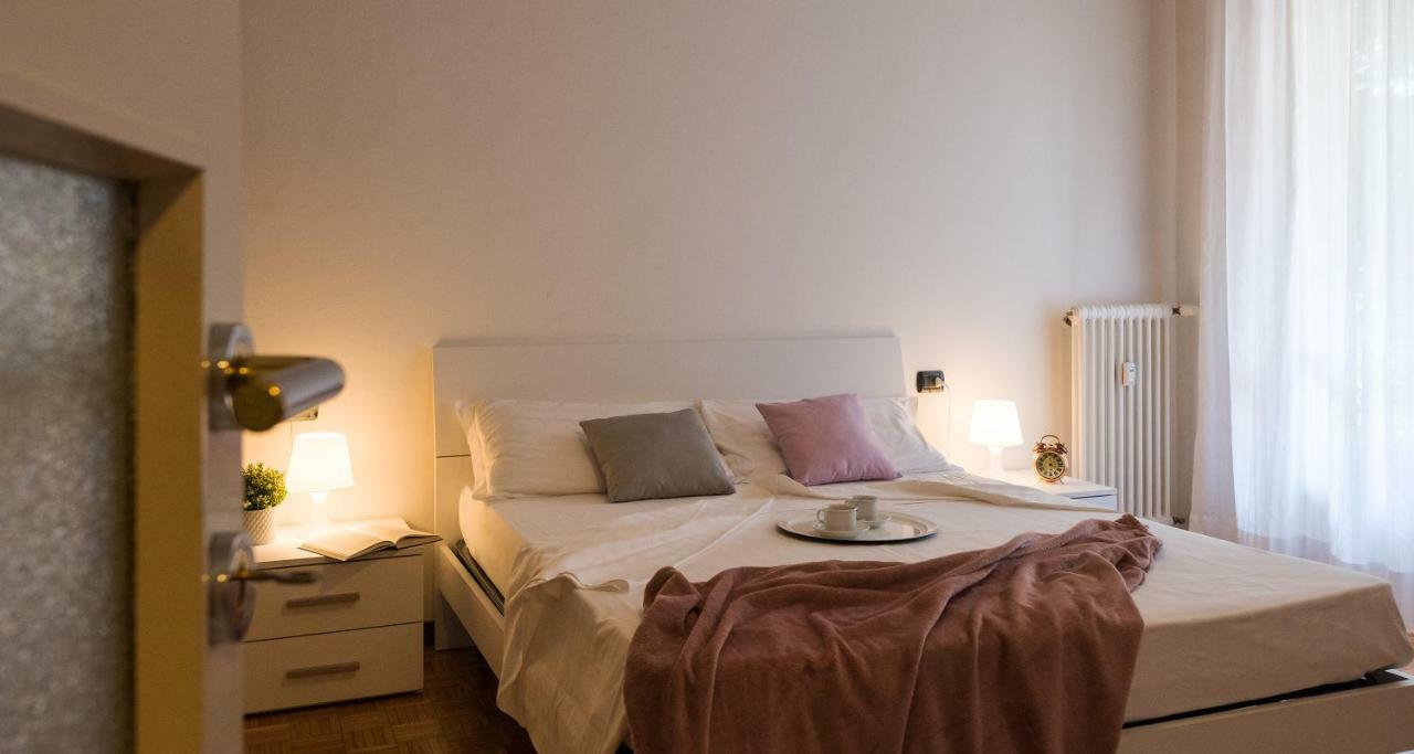 Joivy Welcoming 1Br Apt Next To Villa Olmo Комо Екстериор снимка